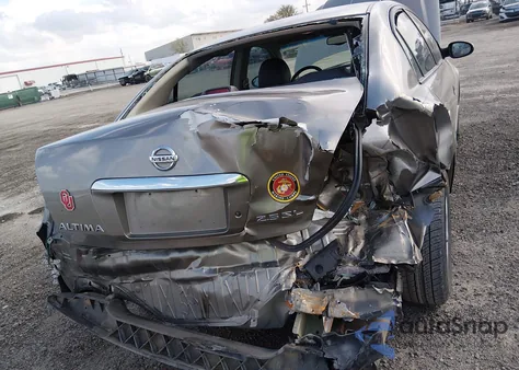 2005 Nissan Altima 2.5 S z USA, uszkodzony, nr VIN 1N4AL11DX5N487050